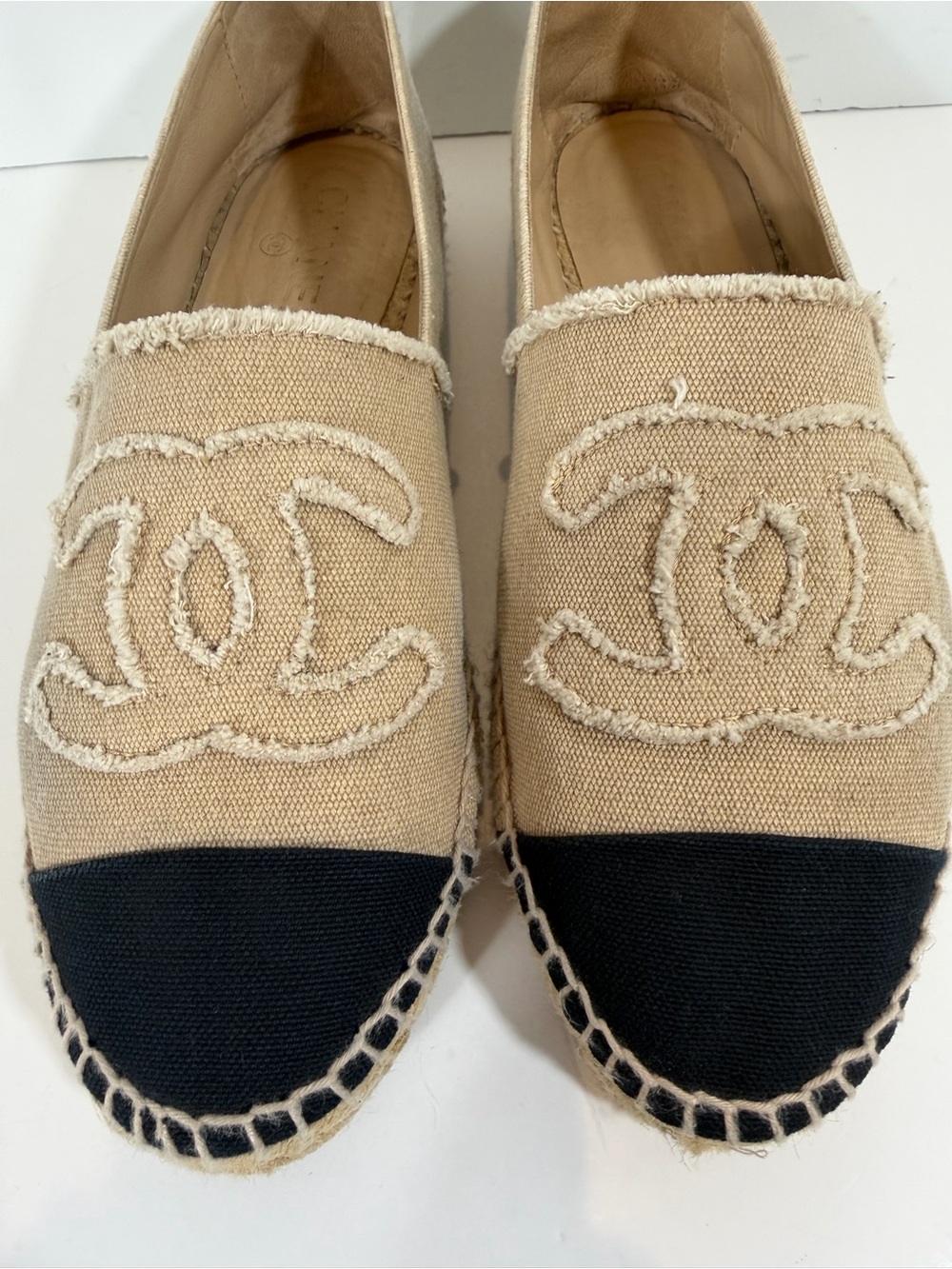Chanel Canvas CC Logo Espadrilles - Beige & Black Cap Toe - Size 41 Us 11 - Picture 8 of 12